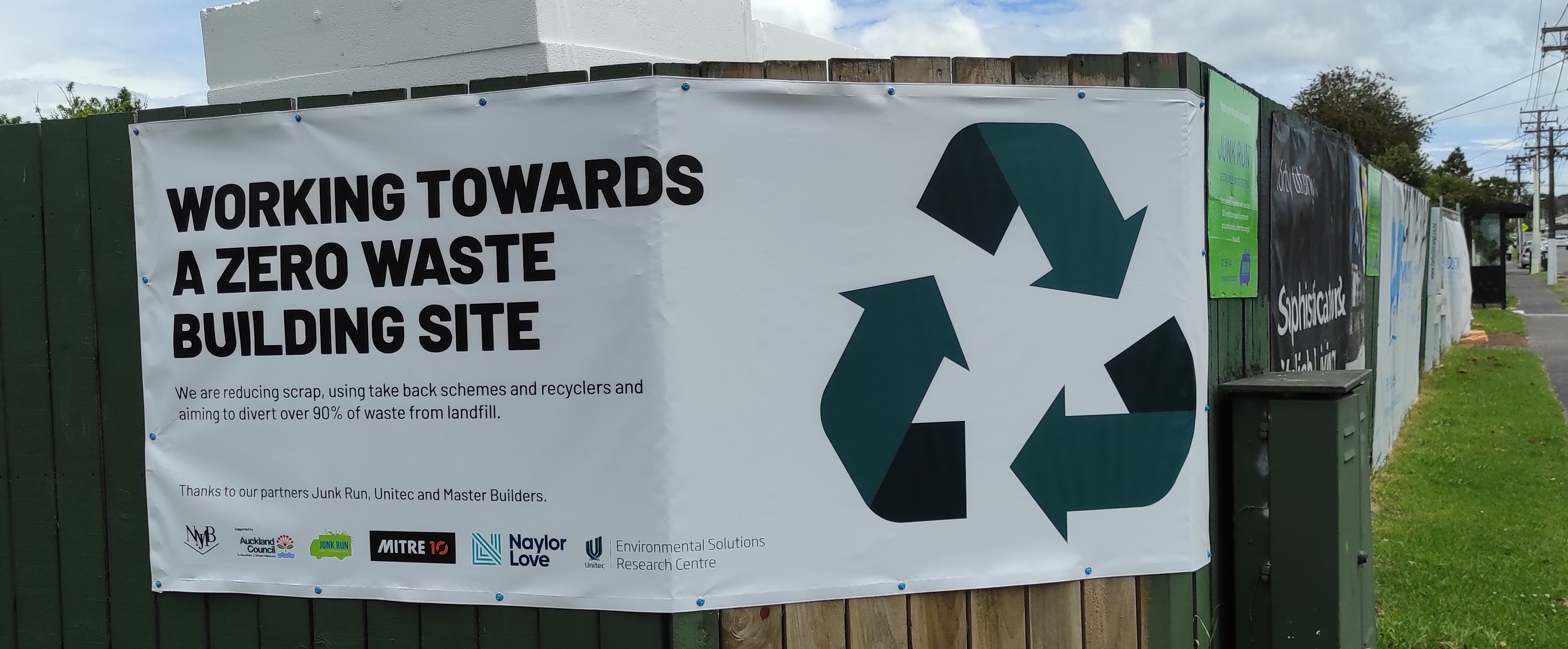 working towards a zero waste building site signage
