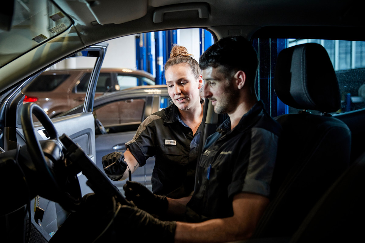 Get an automotive apprenticeship with Unitec in Auckland, New Zealand