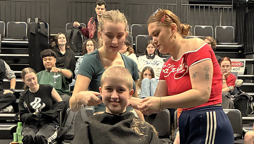 Unitec acting student’s hair to make a difference