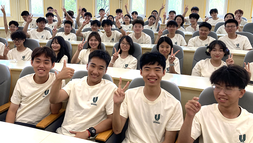 Enthusiastic first cohort begin joint degree with Hebei University of Engineering
