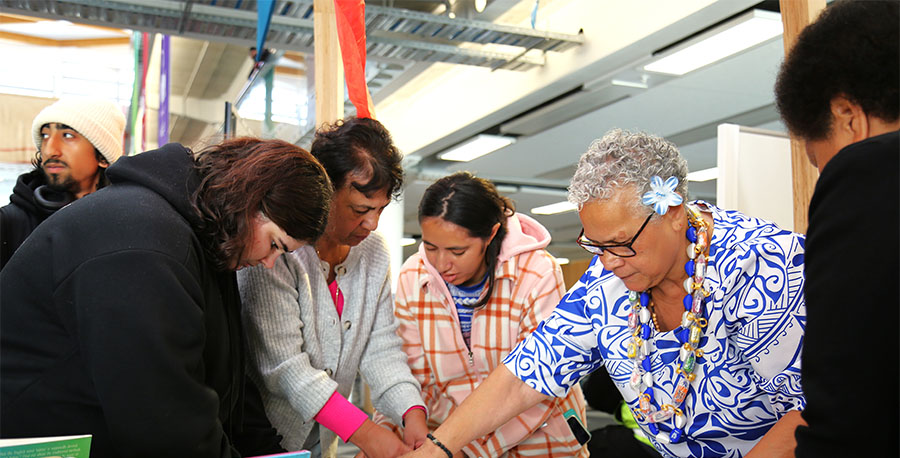 Staff and students take part in a workshop during Samoa Language Week.