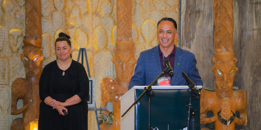 Taharangi – Director Māori Success Vivienne Merito (left) and Director Māori Education Dr Wiremu Manaia in Ngākau Mahaki, Te Noho Kotahitanga Marae